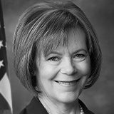 tina smith headshot